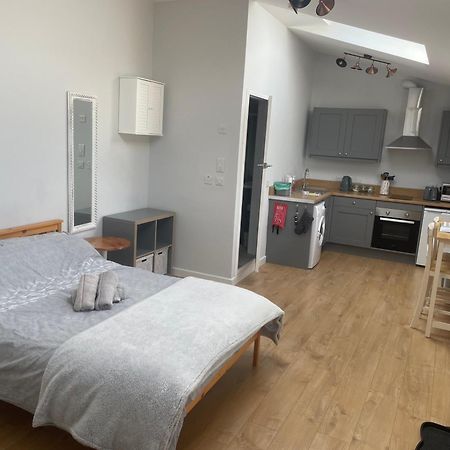 The Milking Sheds Apartment Tytherington  Bagian luar foto