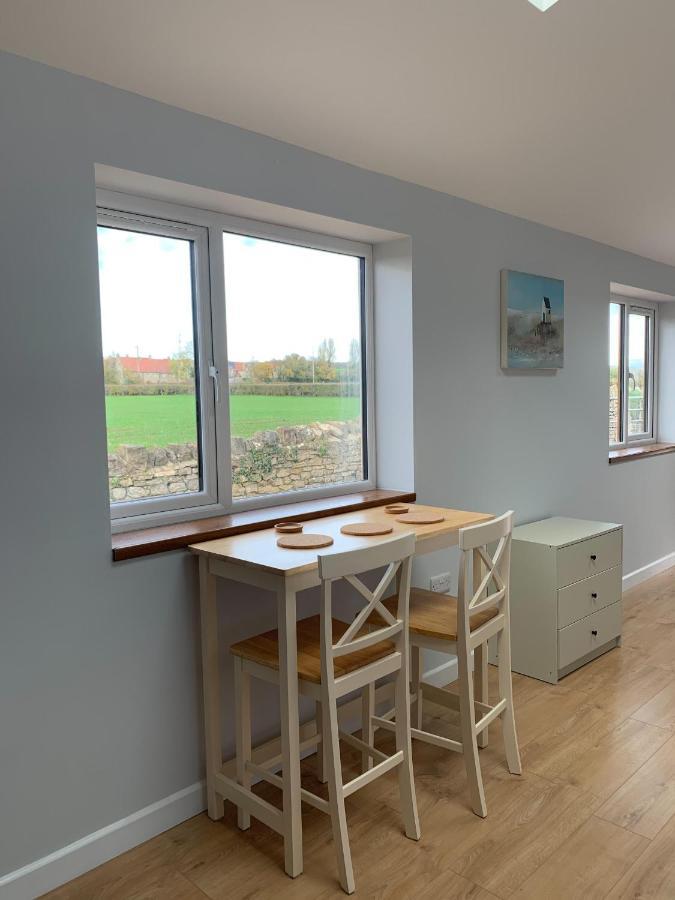 The Milking Sheds Apartment Tytherington  Bagian luar foto